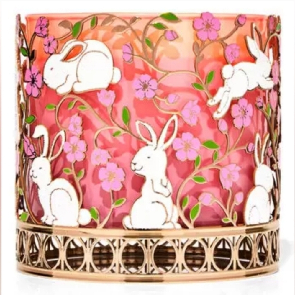 BUNNY TOSS 3 Wick Candle Holder Bath and Body Works White Bunnies And Flowers